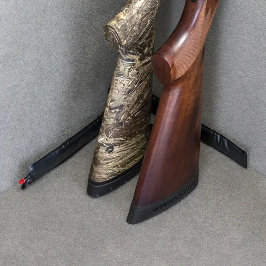 This Browning Safe flexible electric dehumidifier helps protect firearms and valuables by reducing moisture
inside gun safes and enclosed storage spaces