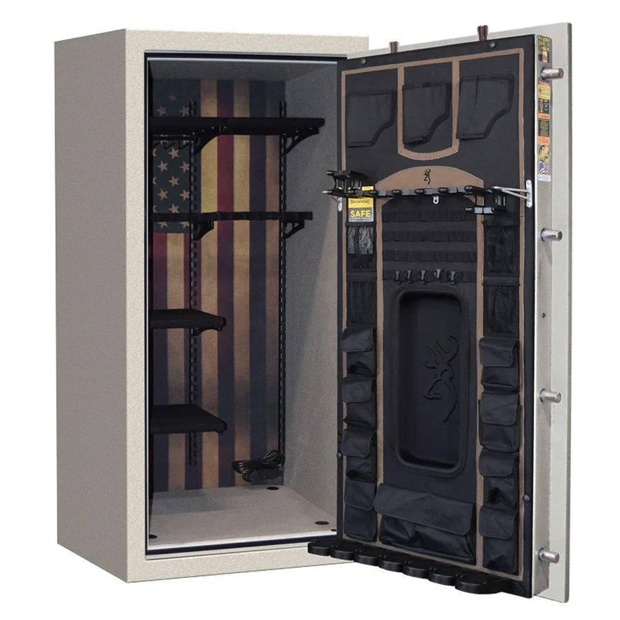 Browning Hunter Deluxe 33 gun safe interior with DPX door panel and adjustable shelving